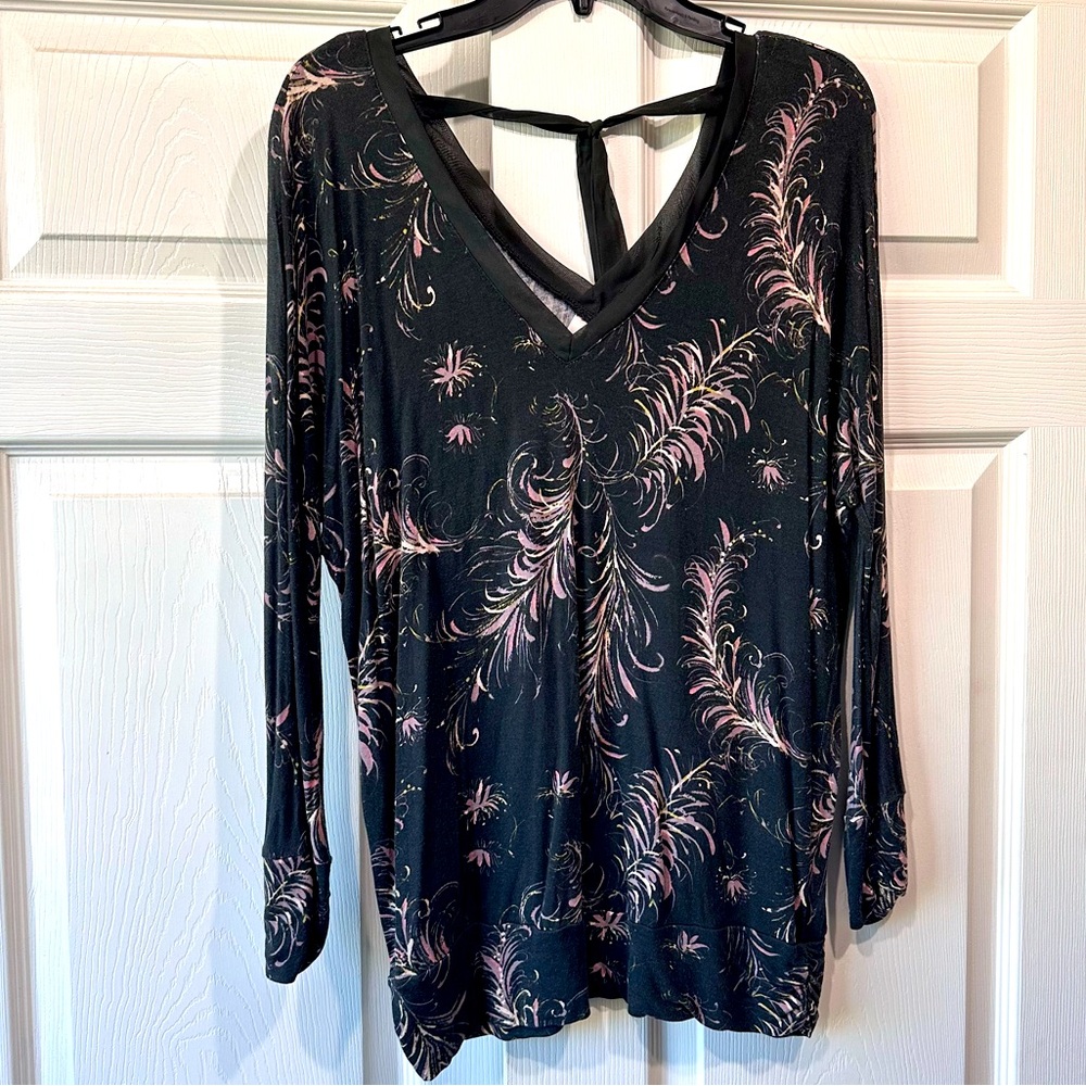 LC Blouse, Women’s medium